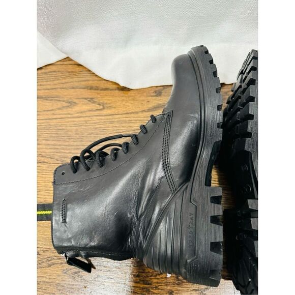 ECCO NWOB Tred Tray Black Leather Combat Boots - Picture 5 of 12